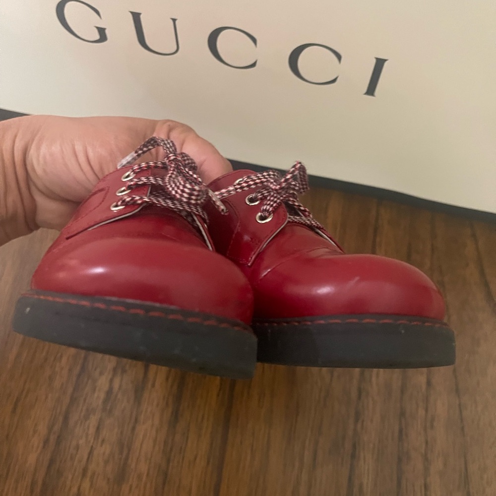 Toddler Boy Red Gucci - Picture 3 of 5